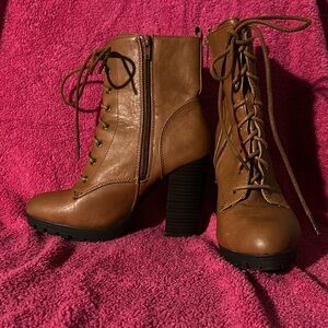 Stylish Tan Lace-Up Ankle Boots
